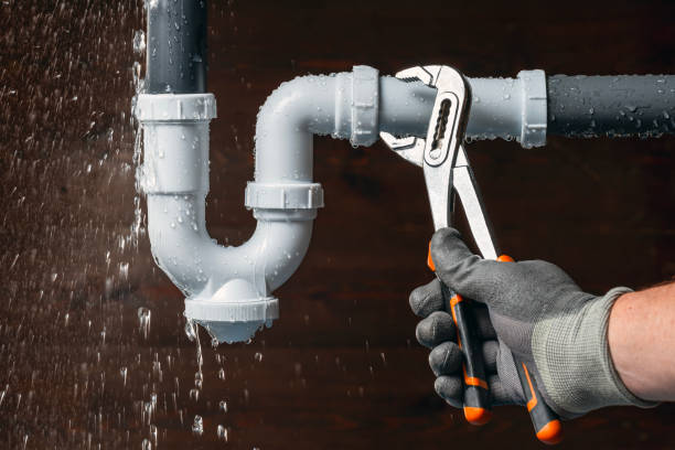 Professional Drain Cleaning technician working in Enon Valley, PA
